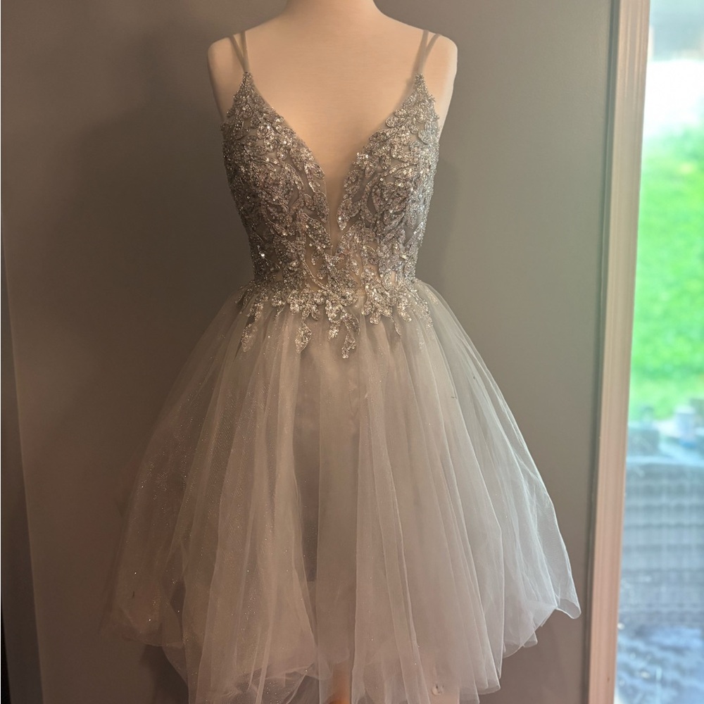 Elegant Formal Prom Wedding Sequin & Tulle Dress